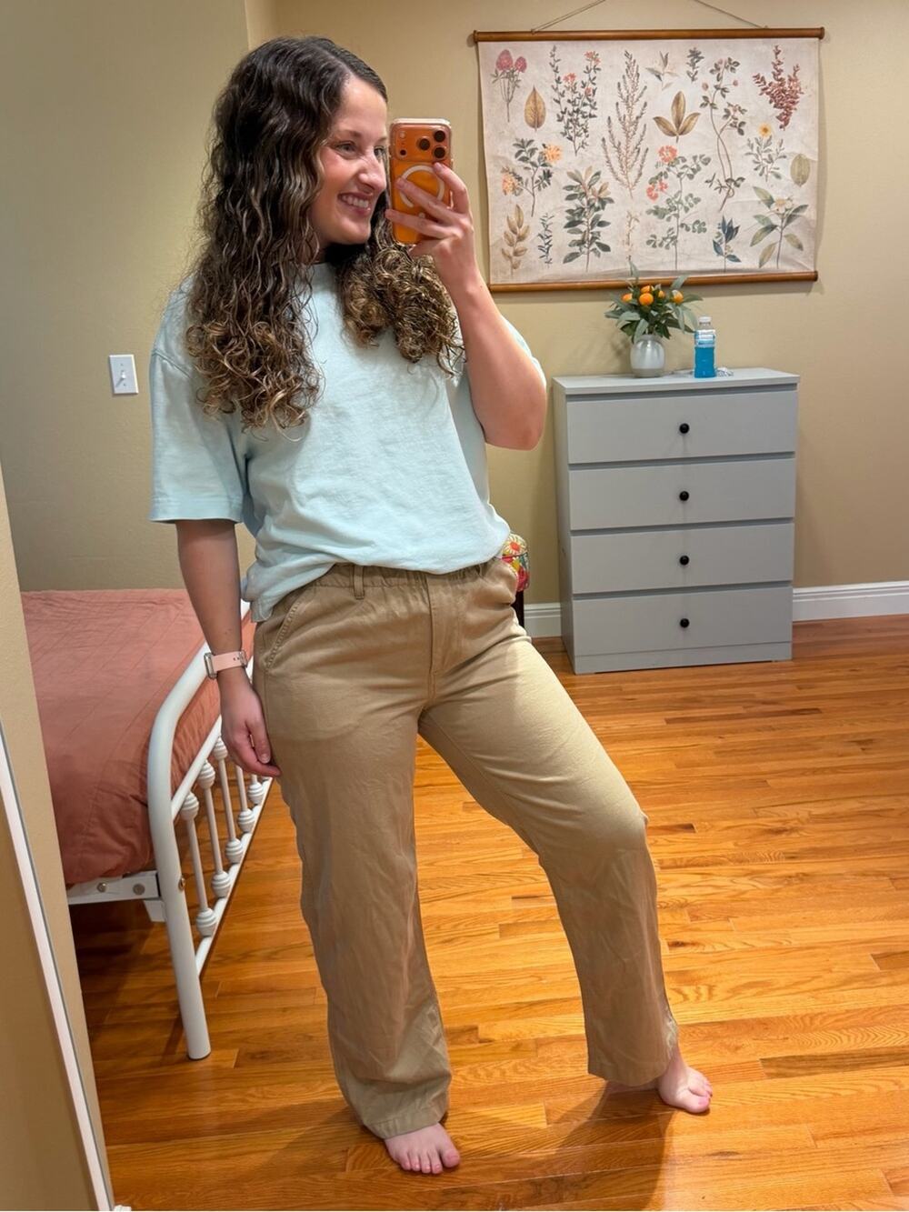 GAP Casual Wide-Leg Cotton Pants in Tan Medium